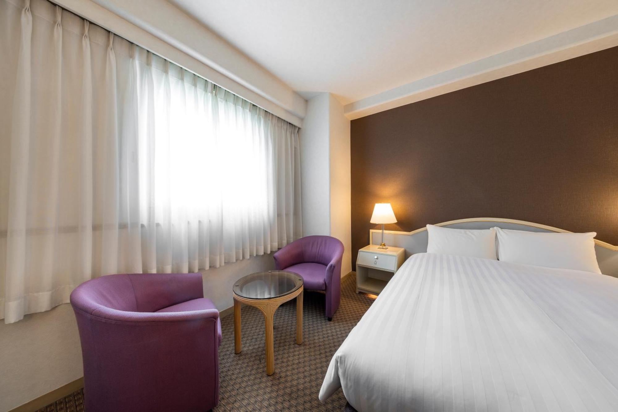 Okayama Washington Hotel Plaza Exterior foto