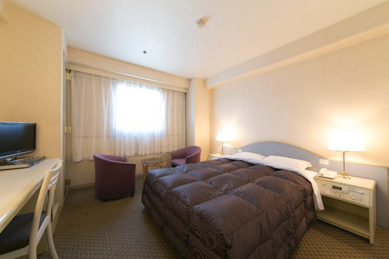 Okayama Washington Hotel Plaza Exterior foto