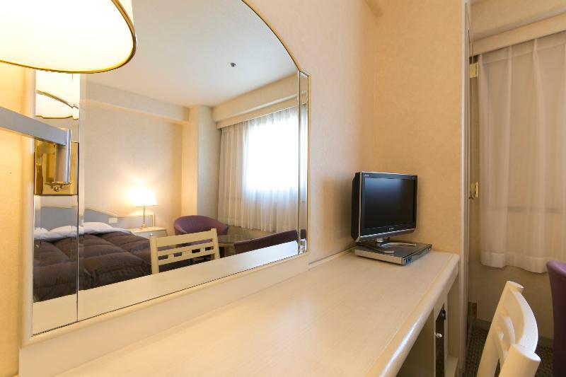 Okayama Washington Hotel Plaza Exterior foto